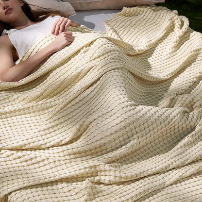 Cooling Bamboo Waffle Blanket, Lightweight Breathable Throw for Hot Sleepers
